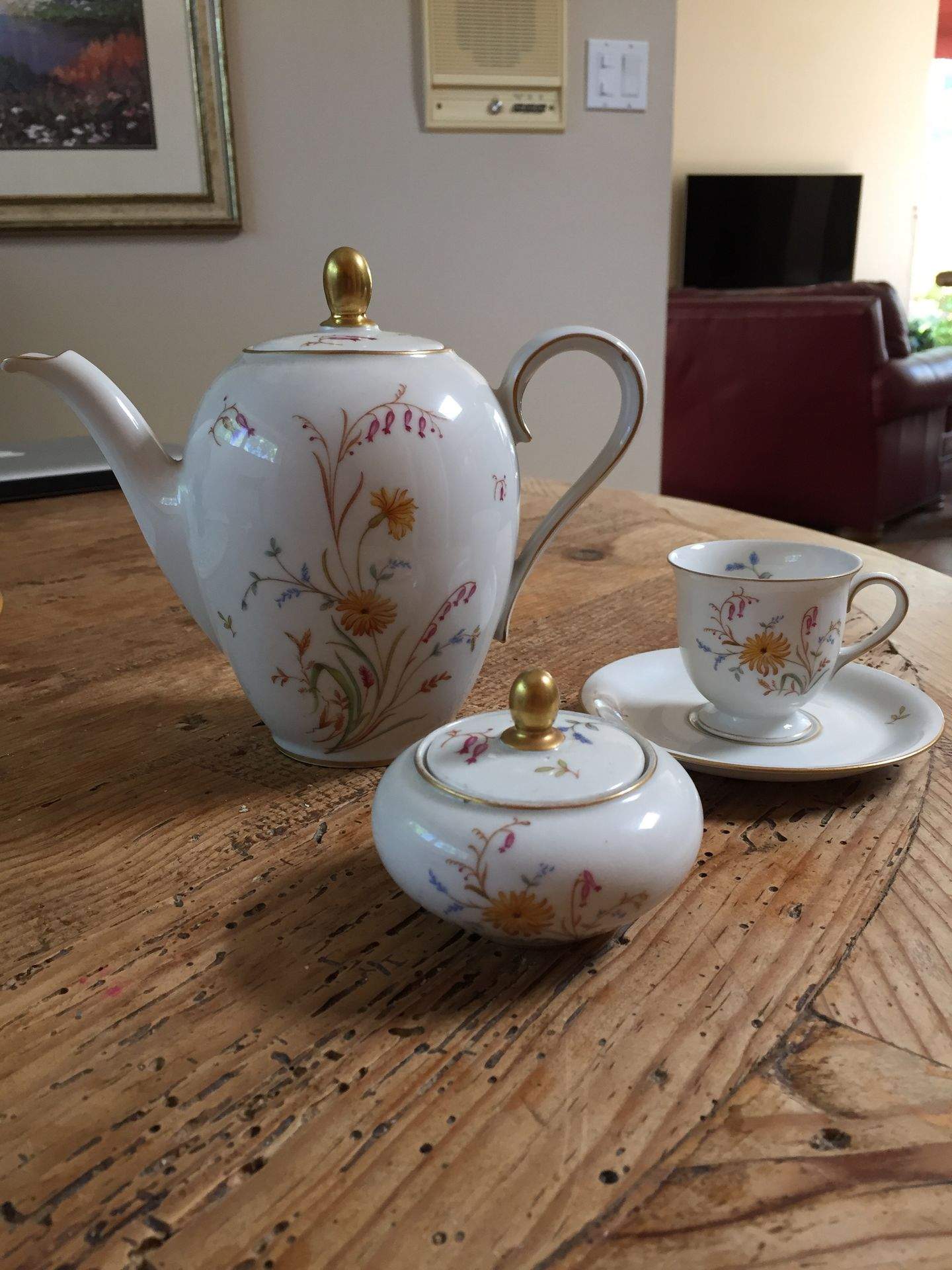 F242 Footed Demitasse Cup & Saucer Set by Eschenbach-1