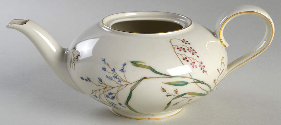 F243 Teapot No Lid by Eschenbach-1