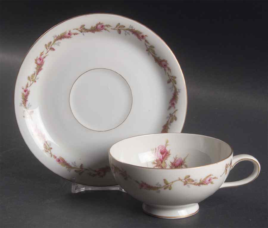 P485 (Smooth) Footed Cup & Saucer Set by Eschenbach-1