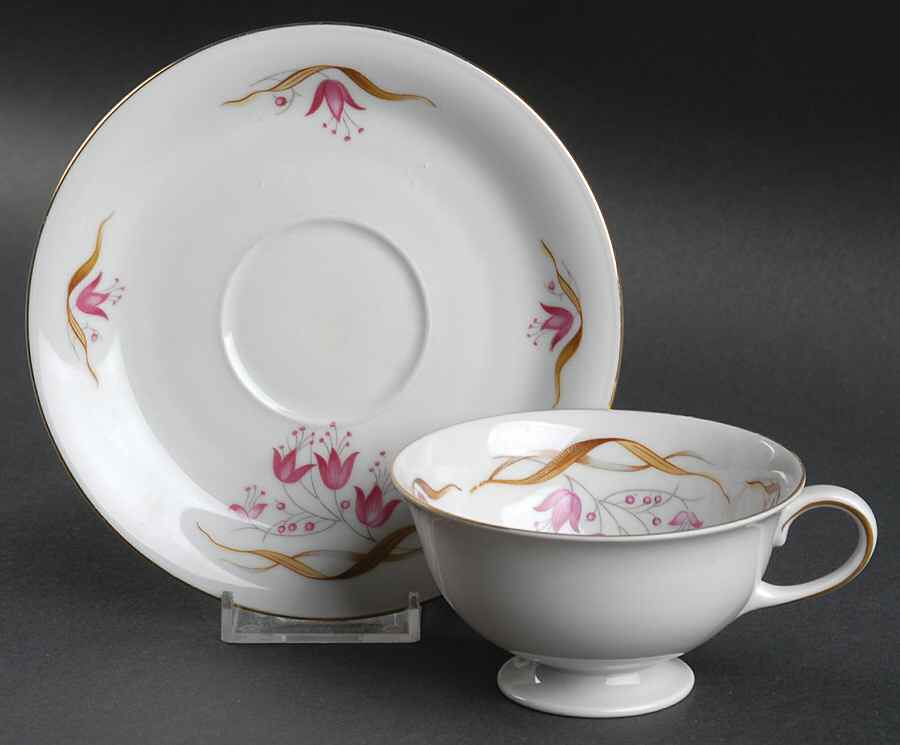 P862 (Rim) Footed Cup & Saucer Set by Eschenbach-1