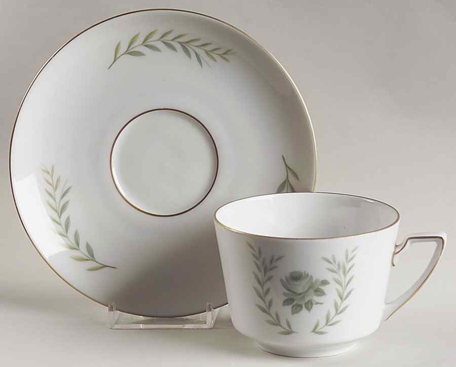 Roselyn Flat Cup & Saucer Set by Eschenbach-1