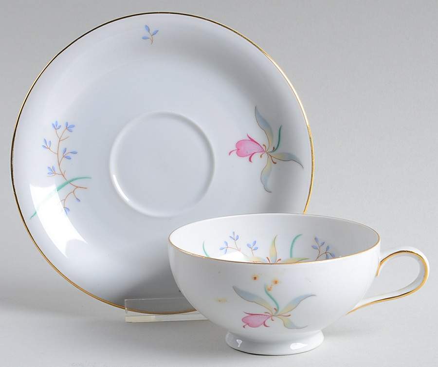 W1466 Footed Cup & Saucer Set by Eschenbach-1