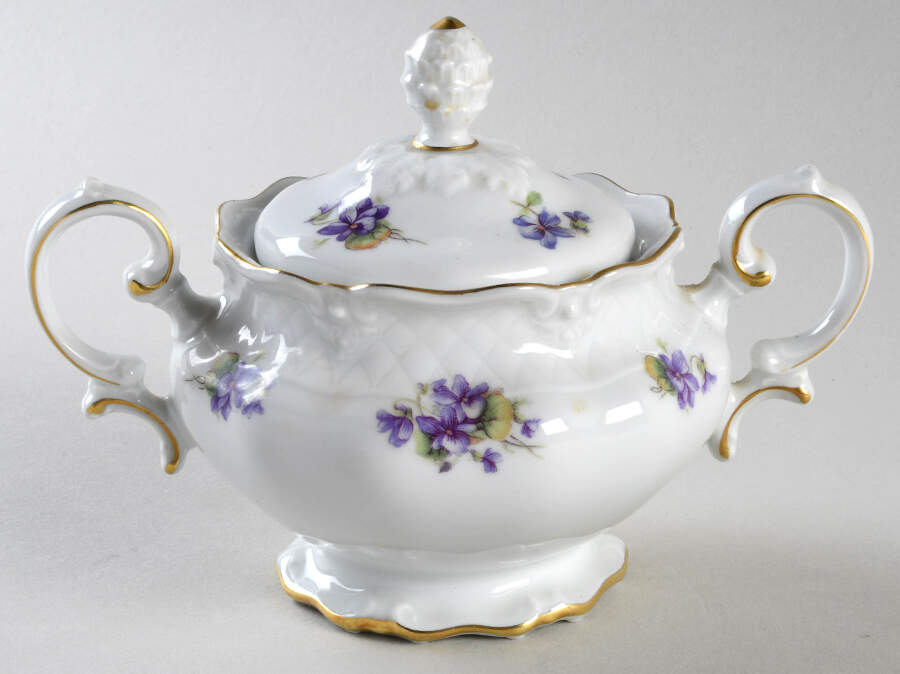 W1638 Sugar Bowl & Lid by Eschenbach-1