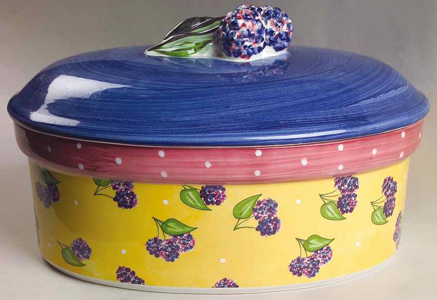 Bois D'Arc Tutti Fruitti 3 Quart Oval Covered Casserole by Essex Collection-1