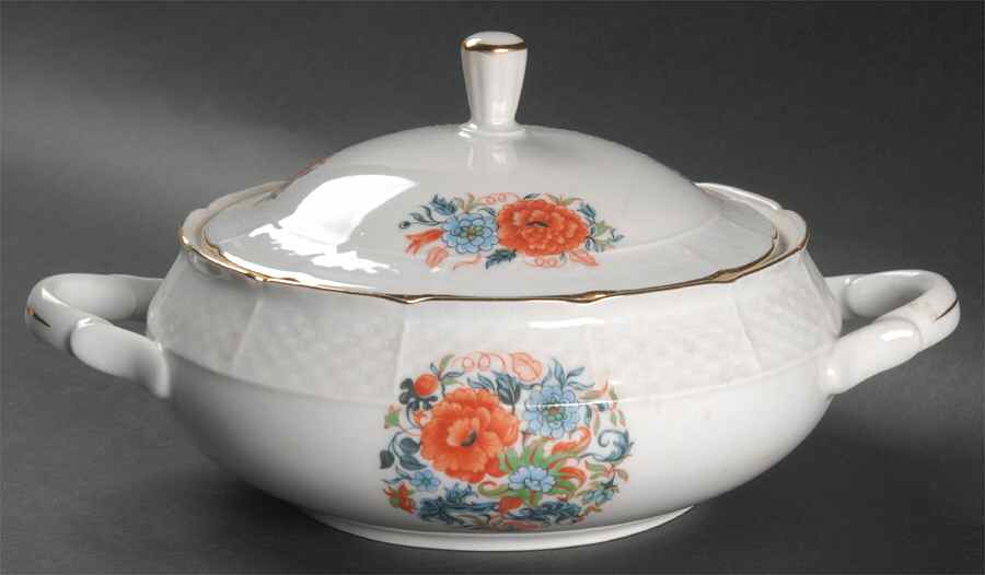 Imari Round Covered Vegetable by Europa-1