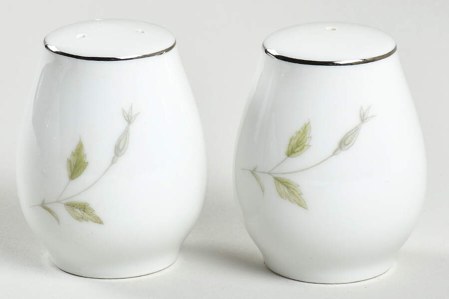 Cindy Salt & Pepper Set by Executive House-1