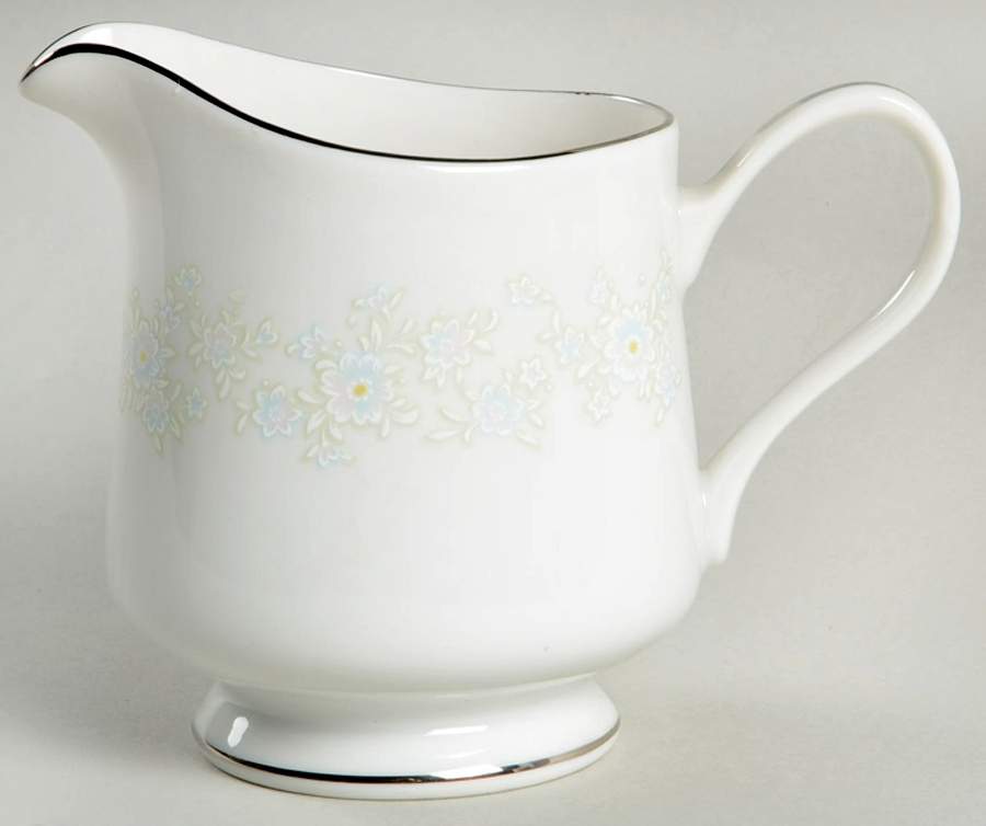 Elegance Creamer by Executive House-1