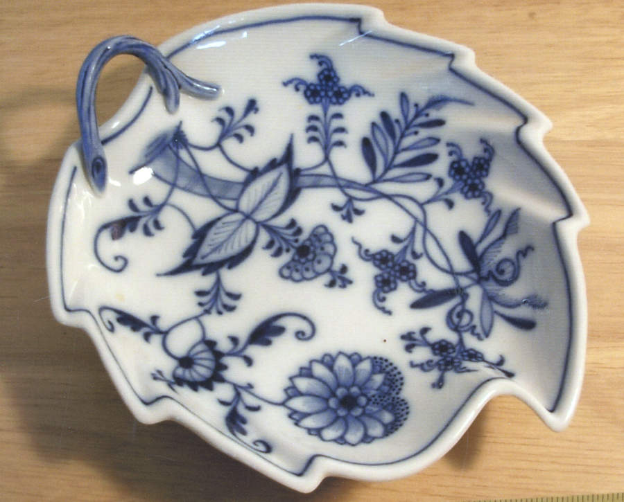 ERT1 7" Leaf Dish by Ernst Teichert-1