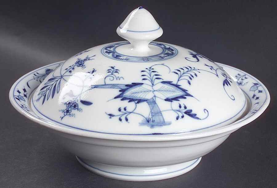 ERT1 Round Covered Vegetable by Ernst Teichert-1