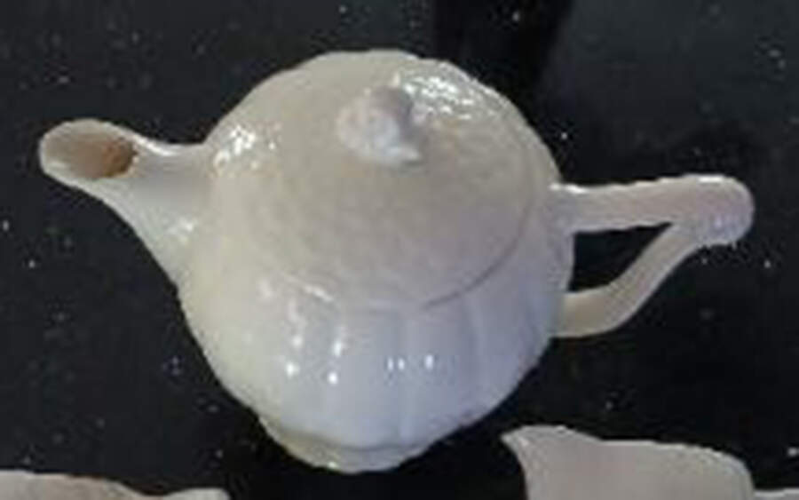 Berkeley Coffee Pot & Lid by Erphila-1