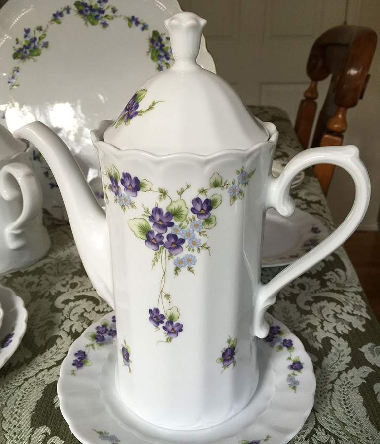 20979 Coffee Pot & Lid by Eschenbach-1