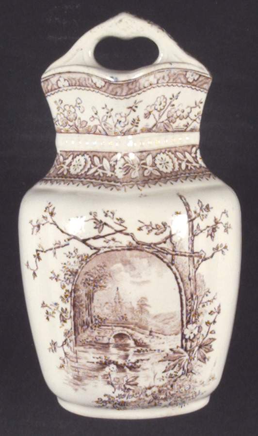 Osborne 7" Vase by Edge Malkin-1