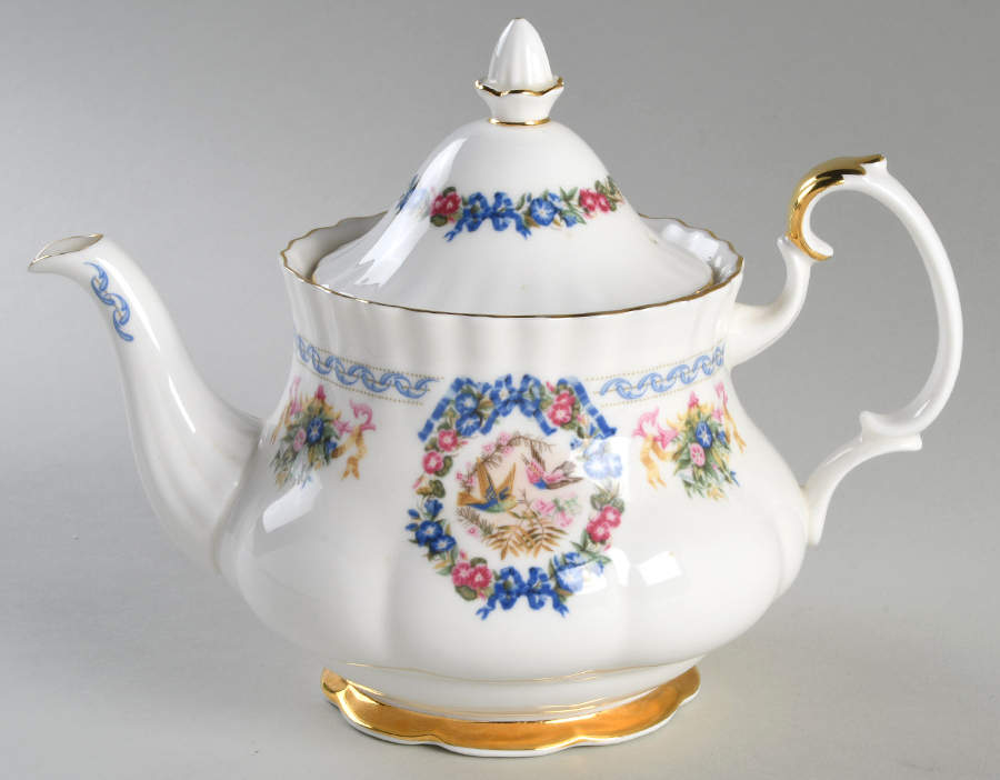 Duchess Anna Tea Service Teapot & Lid by England-1