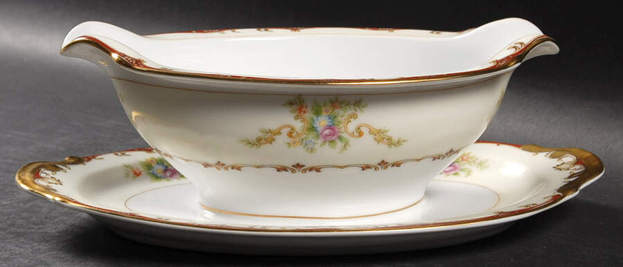 EMP41 Gravy Boat with Attached Underplate by Empress (Japan)-1