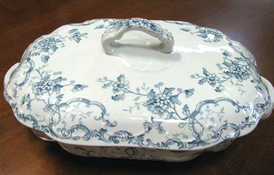 Alton Oval Covered Vegetable by Edge Malkin-1