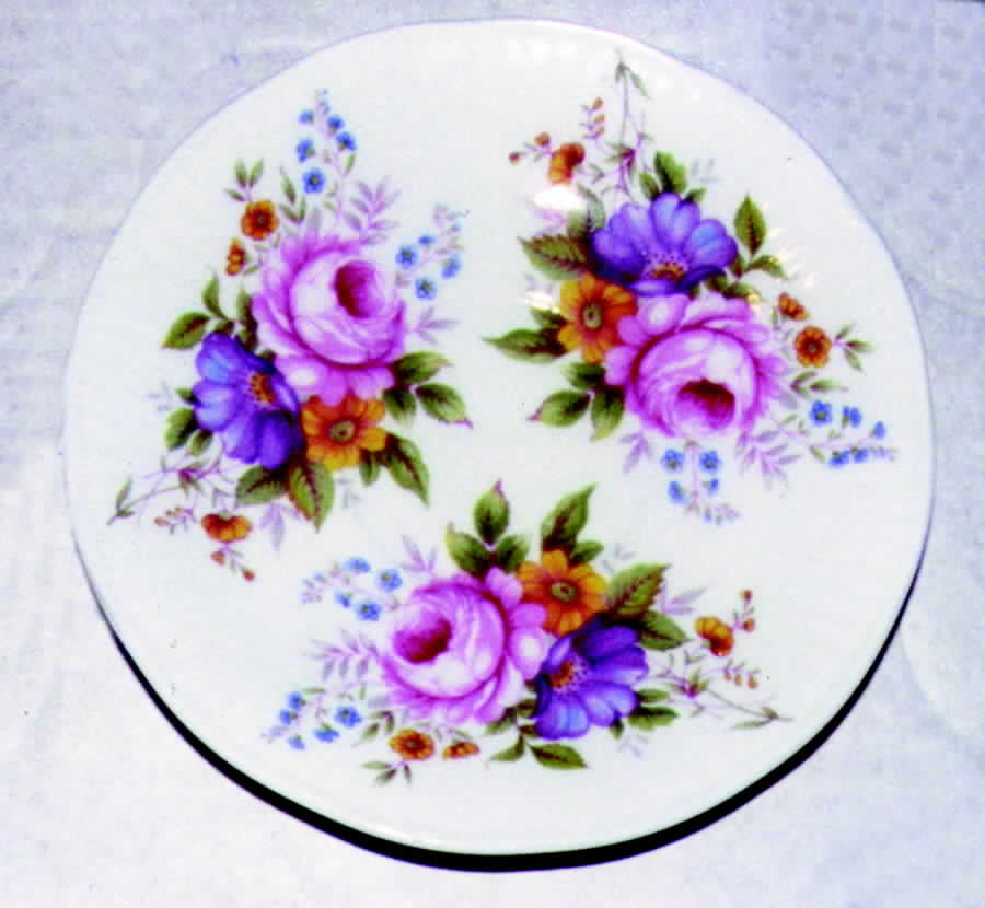 ELZ6 Saucer by Elizabethan-1