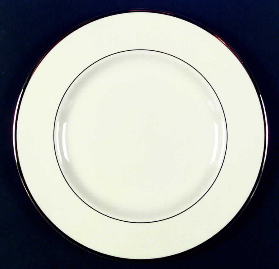 Classic Gold Dinner Plate by Edgerton-1