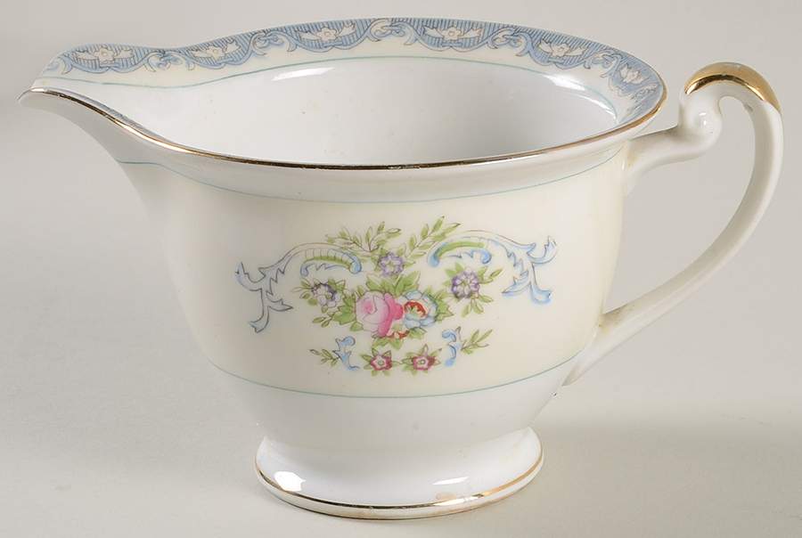 EMP47 Creamer by Empress (Japan)-1