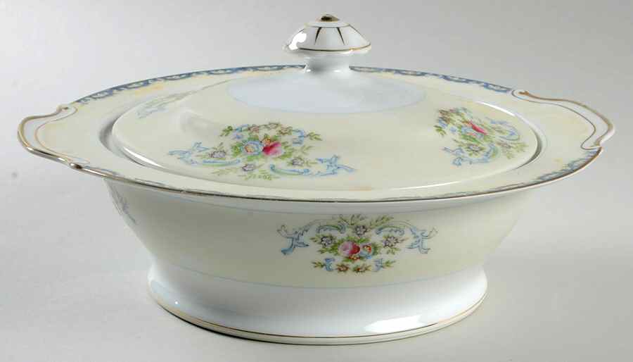 EMP47 Round Covered Vegetable by Empress (Japan)-1
