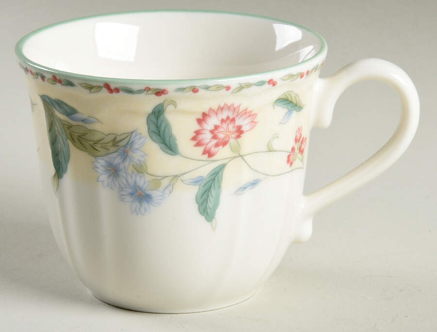 Floral Bay Flat Cup by Epoch-1