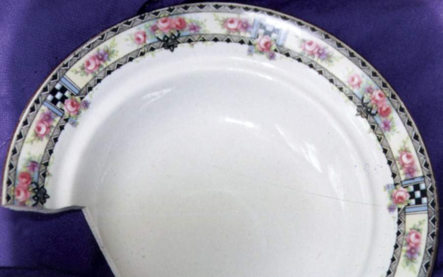 EAL4 Round Butter No Lid by East Liverpool Potteries-1