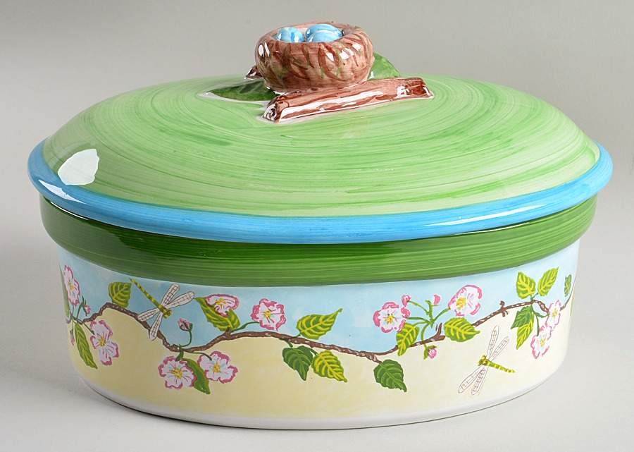 Robin's Nest 3 Quart Oval Covered Casserole by Essex Collection-1