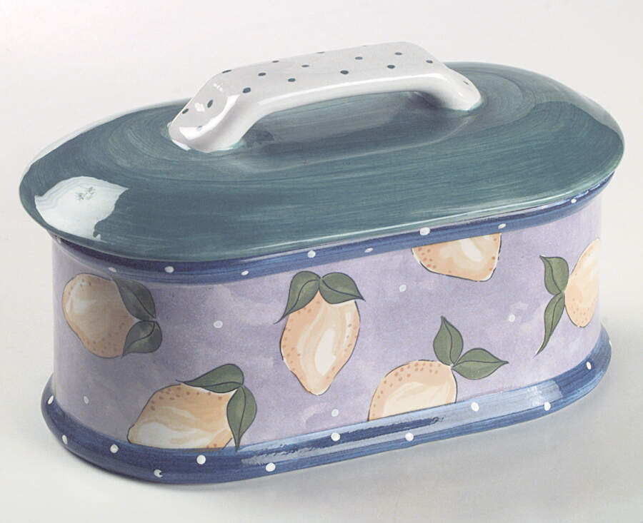 Fruit Punch 1.5 Quart Oval Covered Casserole by Essex Collection-1