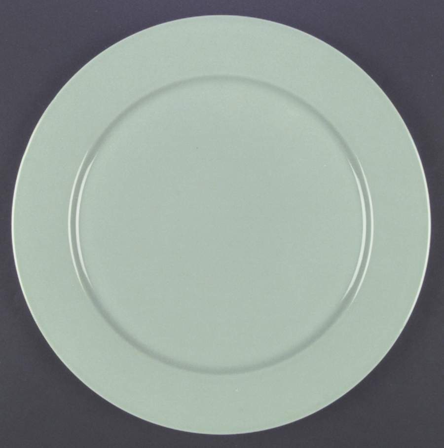 Solid Color Green Service Plate (Charger) by Epoch-1