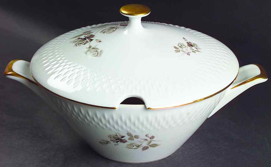 22428 (Smooth, Embossed) Tureen &  Lid by Edelstein-1