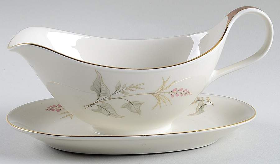 18134 Gravy Boat with Attached Underplate by Edelstein-1