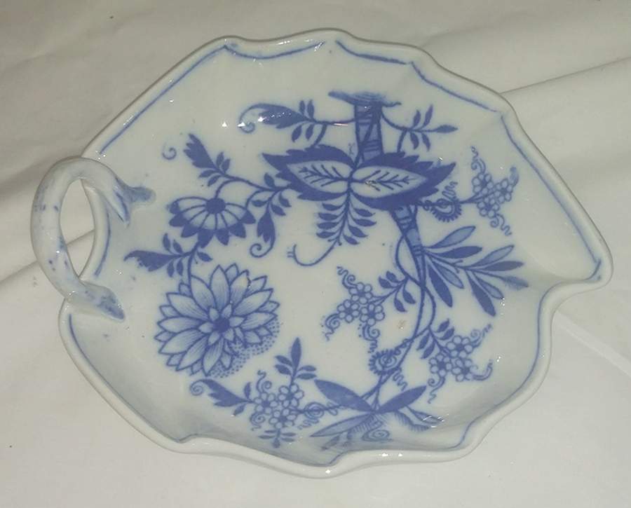 Meissen (Scalloped) 7" Leaf Dish by Brown, Westhead & Moore-1