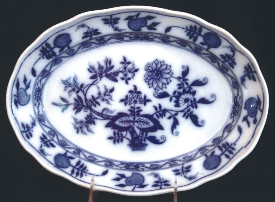 Meissen (Scalloped) 11" Oval Serving Platter by Brown, Westhead & Moore-1