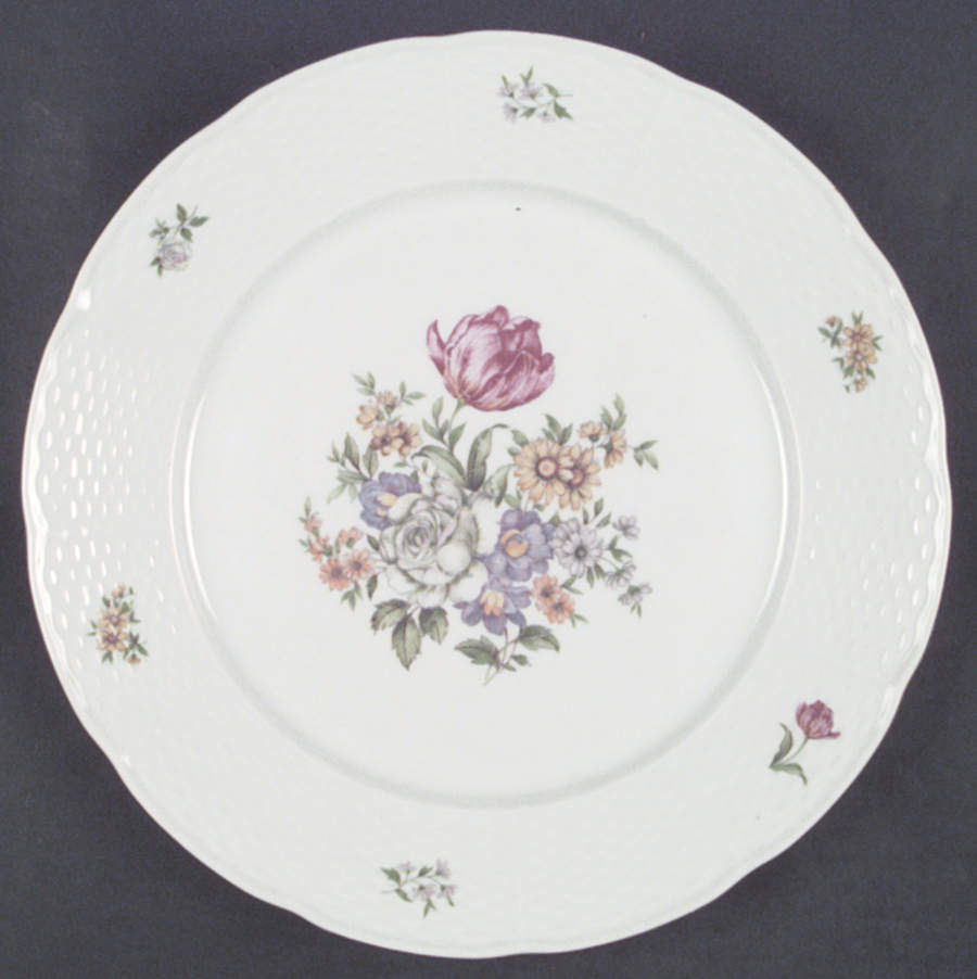 Bouquet Dinner Plate by Europa-1
