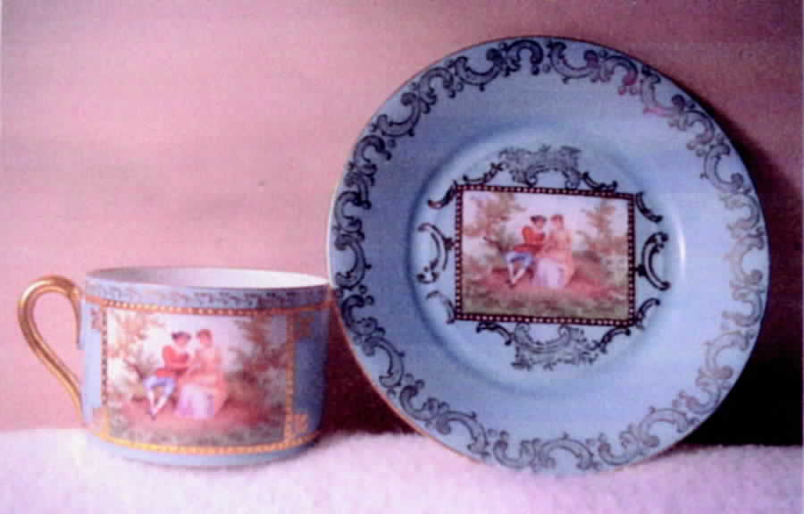 EPI214 Flat Cup & Saucer Set by Epiag-1