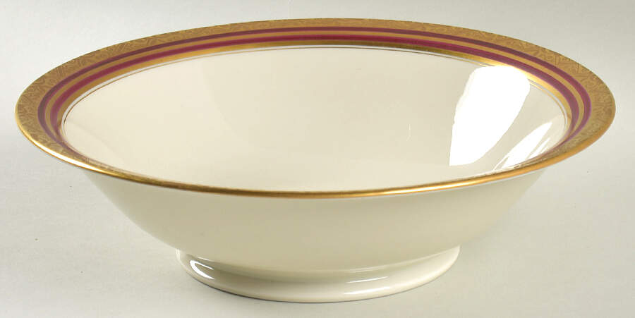 A218 9" Round Vegetable Bowl by Eschenbach-1