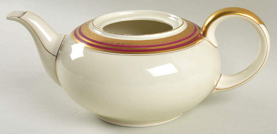 A218 Teapot No Lid by Eschenbach-1