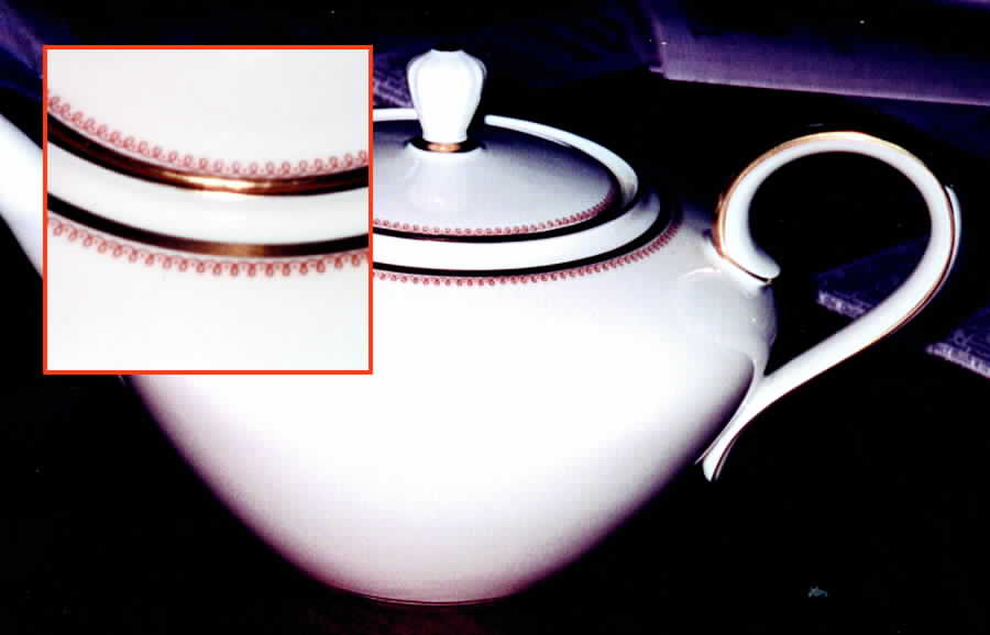 W915 Teapot & Lid by Eschenbach-1
