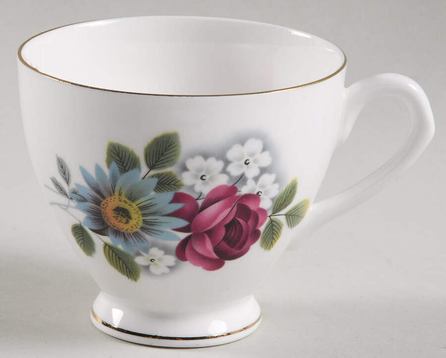 ELZ11 Footed Cup by Elizabethan-1