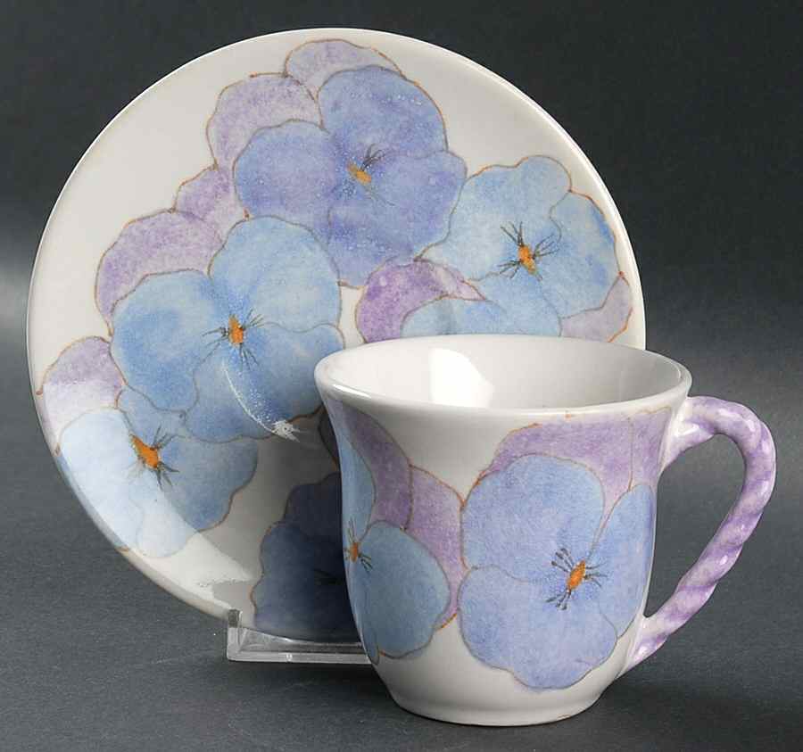 267L Flat Cup & Saucer Set by Ernestine-1