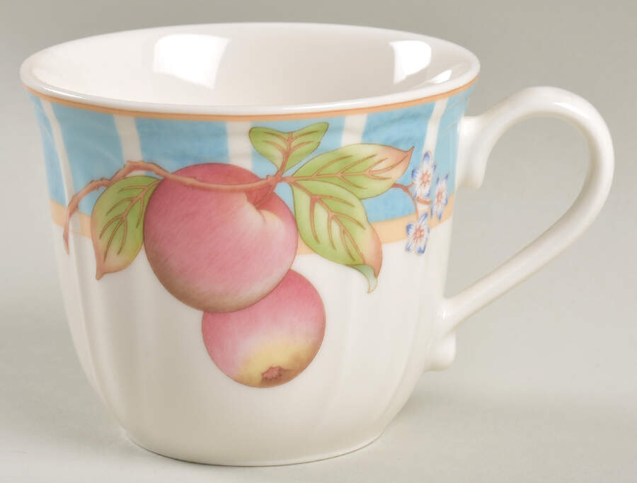 Centerbrook Flat Cup by Epoch-1