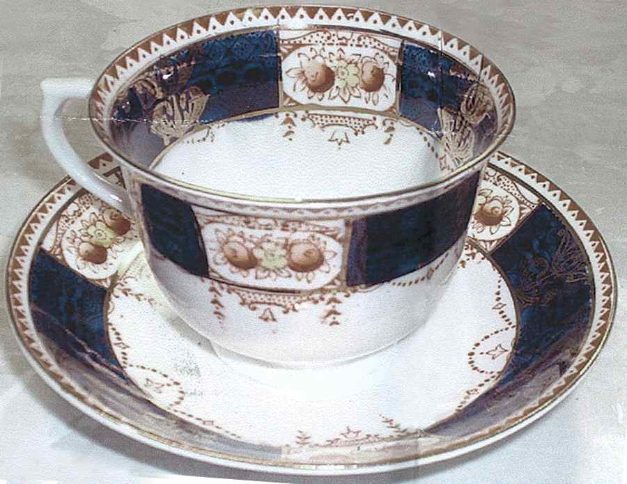 3700 Footed Cup & Saucer Set by Colclough-1