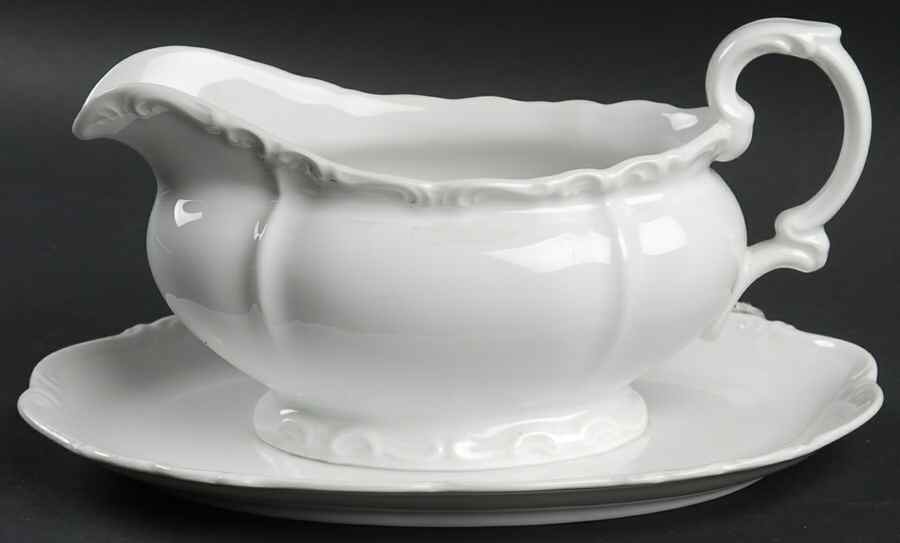 Maria Theresia Gravy Boat with Attached Underplate by Edelstein-1
