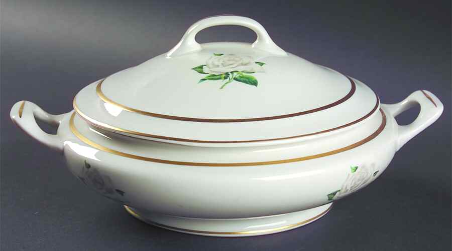 EMB67 Round Covered Vegetable by Embassy (American)-1