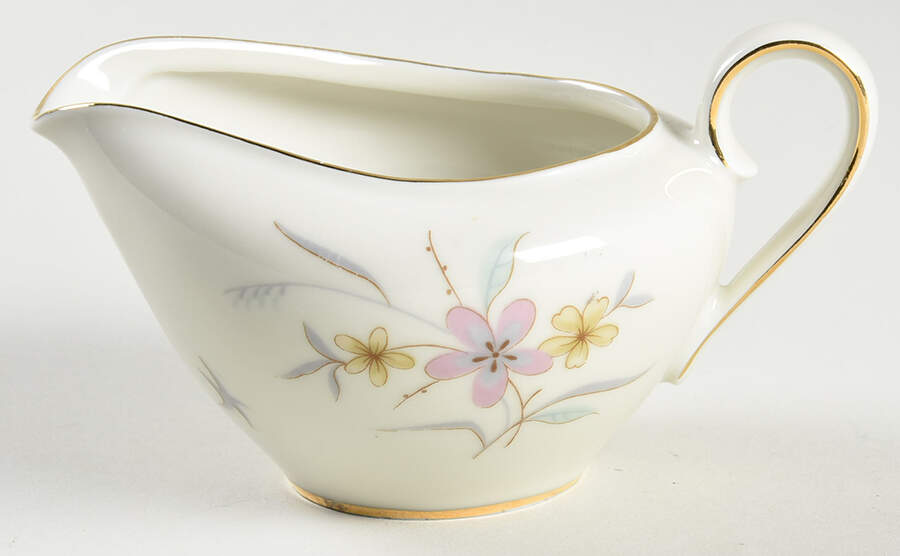 Wiesbadeu Creamer by Eschenbach-1