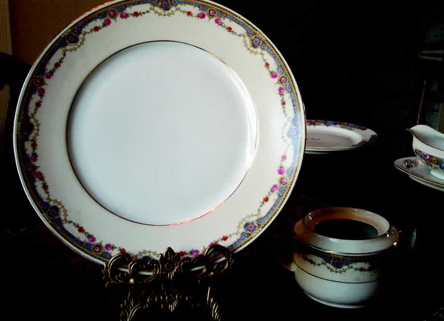 1188 Dinner Plate by Edelstein-1