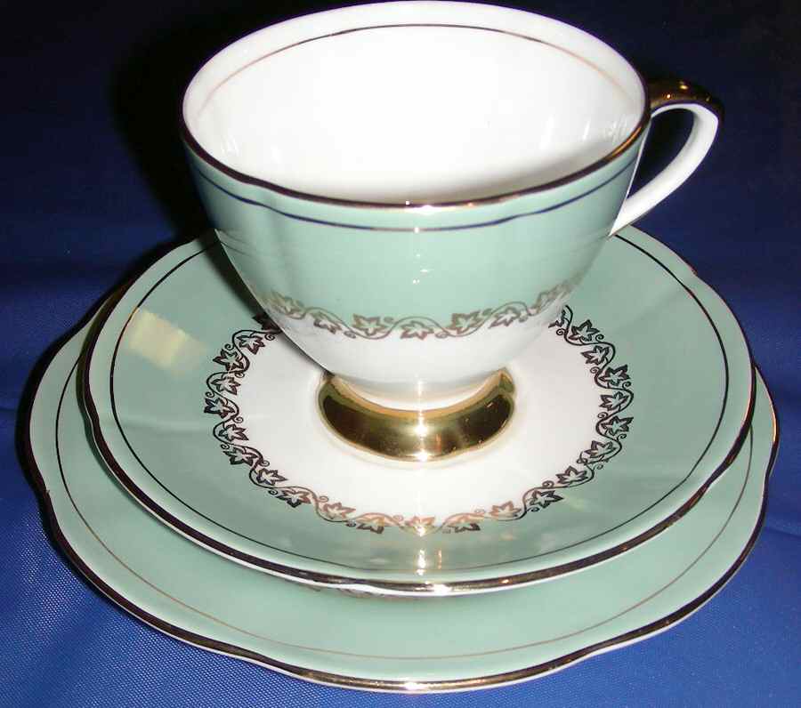 5087 Footed Cup & Saucer Set by Elizabethan-1