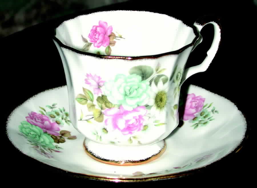 ELZ18 Footed Cup & Saucer Set by Elizabethan-1