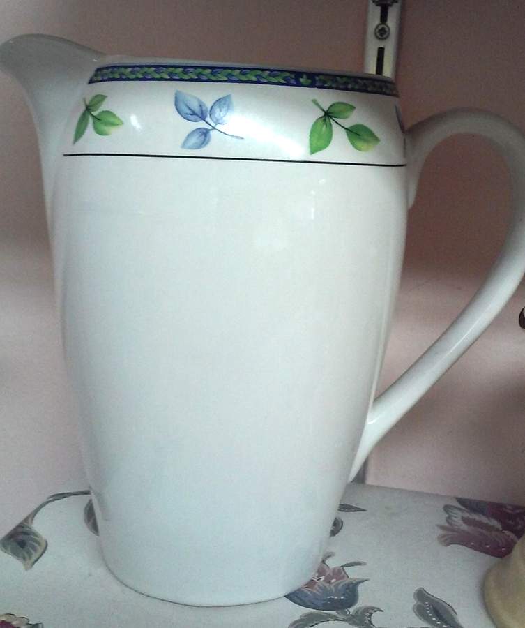 ENE5 Coffee Pot No Lid by Enesco-1