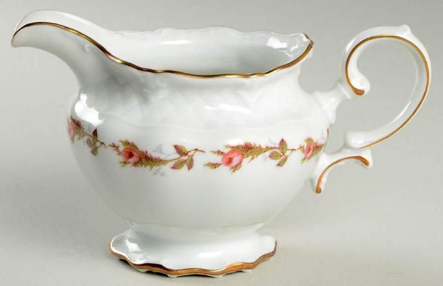 P485 (Scalloped) Creamer by Eschenbach-1