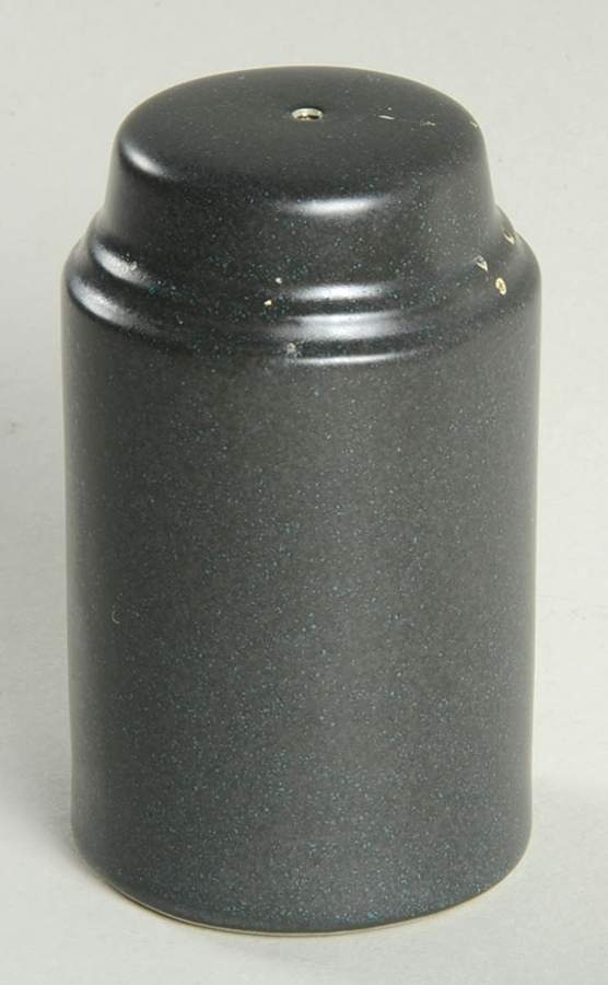 Zoom Cream Pepper Shaker by Epoch-1